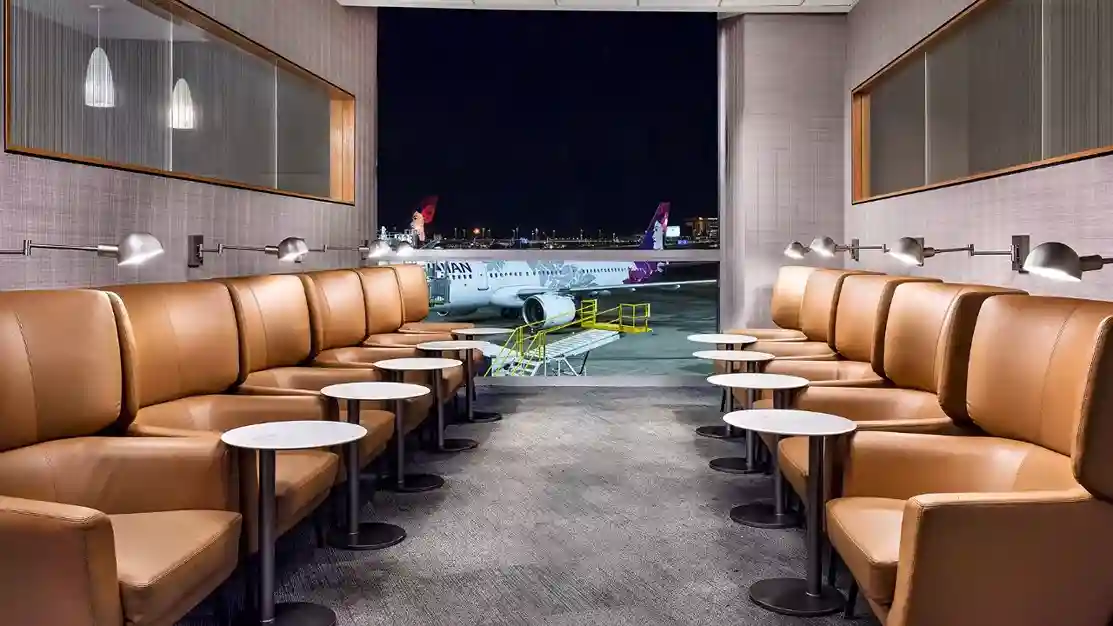 Las Airport Lounges